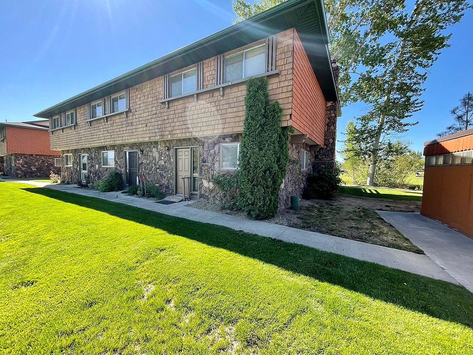 1st image of 1033 Riverview Dr #1033