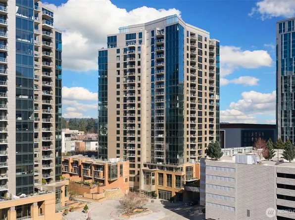 10650 NE 9th Place #2524, Bellevue, WA 98004
