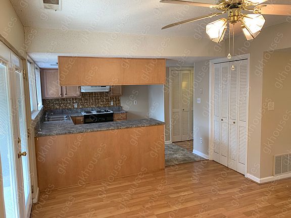 2nd image of 3749 Haven View Cir