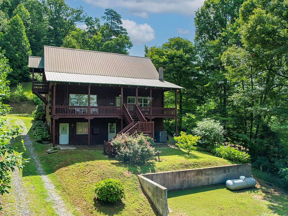 1st image of 186 Caney Creek Rd