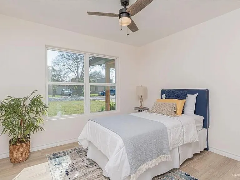 2228 Ivy Ave — Photo 10