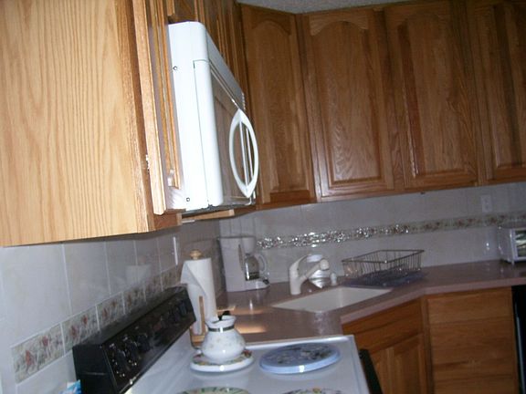 Litchen newley remodeled.