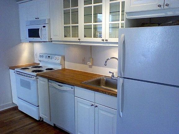 2nd image of 100 Orland St Fl 1ST