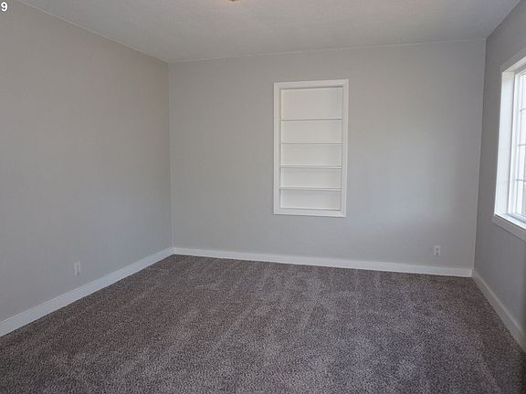 3rd image of 2410 Neals Ln