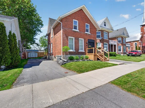 55 Bridge St W, Greater Napanee, ON K7R 2C4