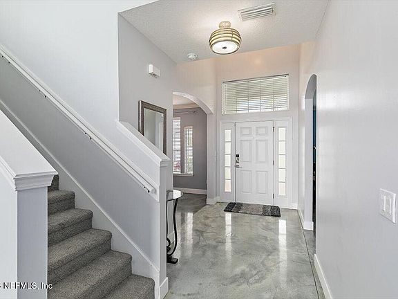 4th image of 8303 AUTUMNWIND Drive