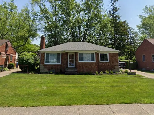 4063 W 222nd St, Fairview Park, OH 44126