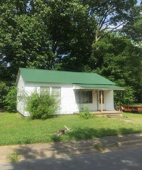 134 Galloway Cir — Photo 1