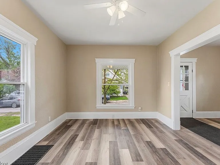 110 Bailey Ct — Photo 4