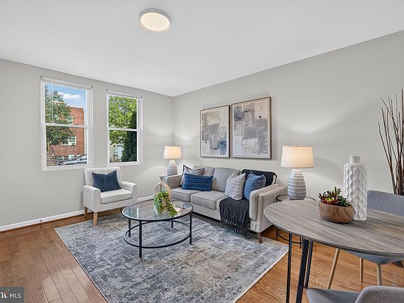 2nd image of 1643 Montello Ave NE APT 1