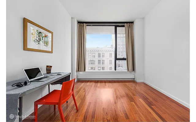 Sold by Douglas Elliman | media 10