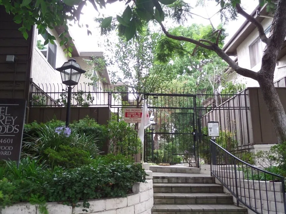 4591 Inglewood Blvd #5