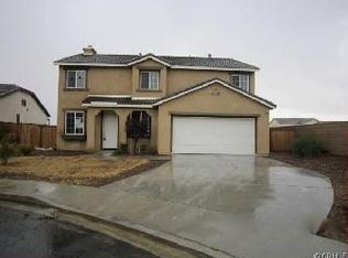 13042 Tehachapi St, Hesperia, CA 92344