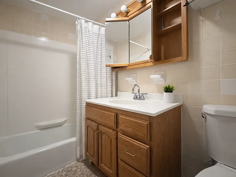 210 Chestnut Hill Ave #6 — Photo 13