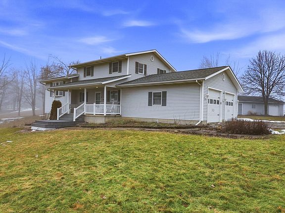 3rd image of 8161 Hazel Dell Rd