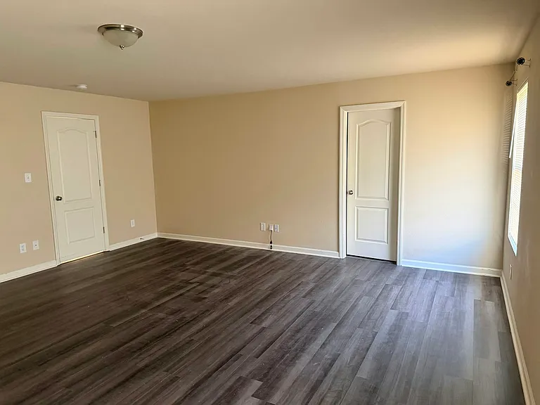 2500 First Hill Cir SW — Photo 15
