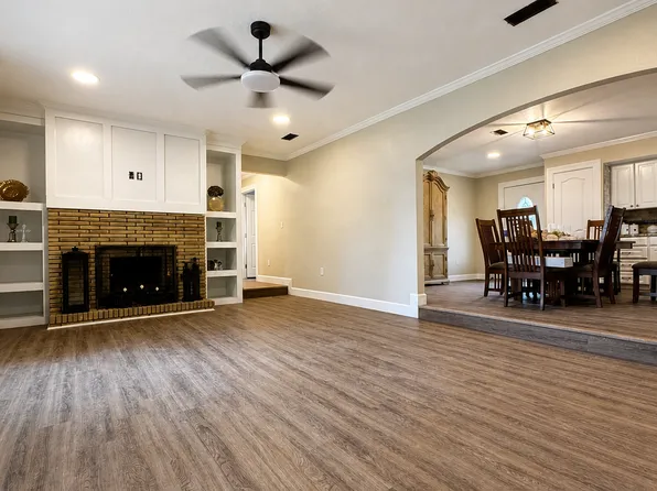 2001 W 21st St, Plainview, TX 79072