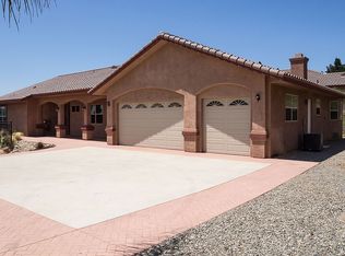 3650 Emma Rd, Vista, CA 92084