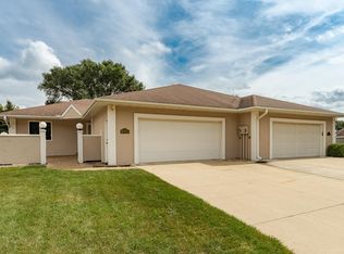 3406 Leisure Ct NW, Rochester, MN 55901