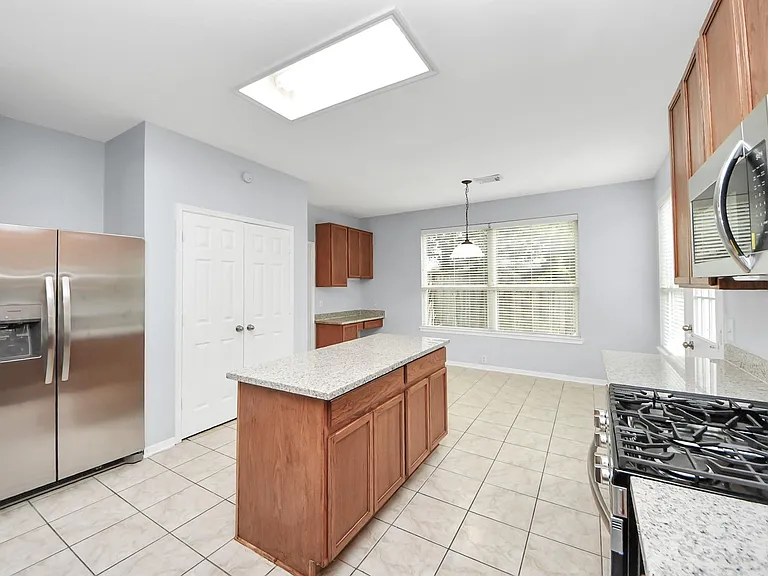 9002 Sundown Dr — Photo 22