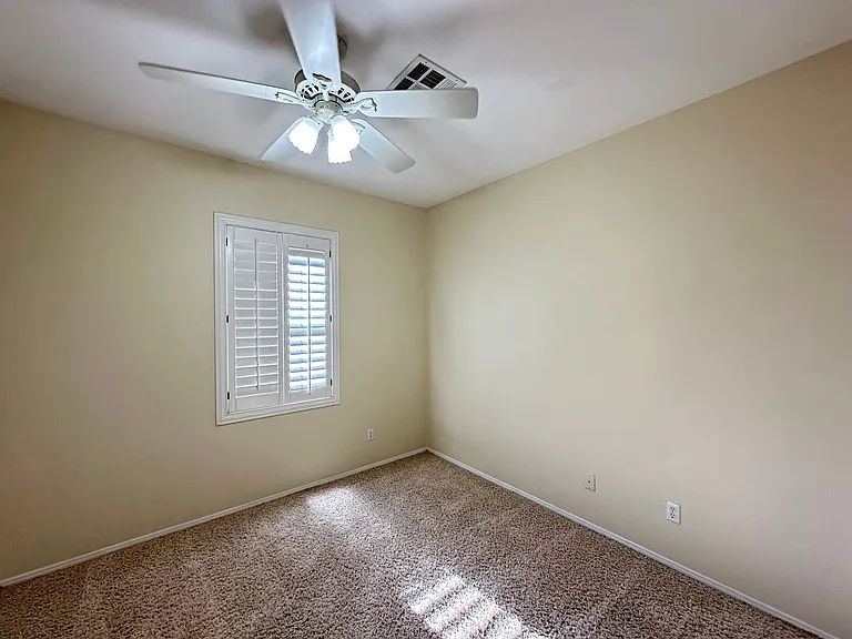 2416 Radio City St — Photo 20