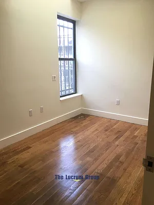 Rented by Lucrum Group | media 16