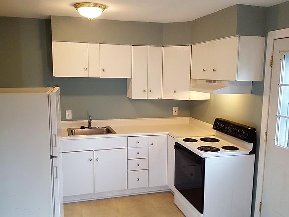 4th image of 280 Parkview Dr