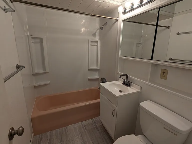 Full Bath