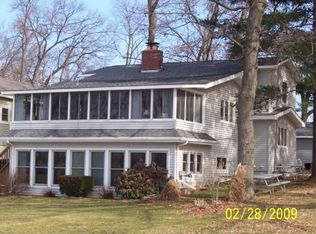 70272 Lakeview Dr, Edwardsburg, MI 49112