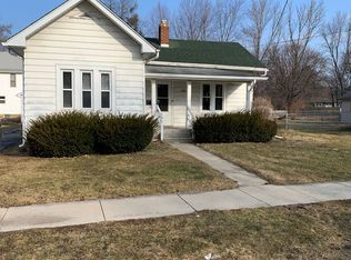 606 E Perry St, Belvidere, IL 61008