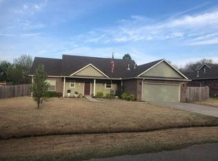 221 Nash Ave, Fort Gibson, OK 74434