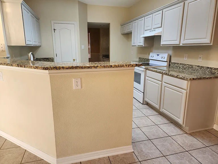 9211 Lily Rise — Photo 11