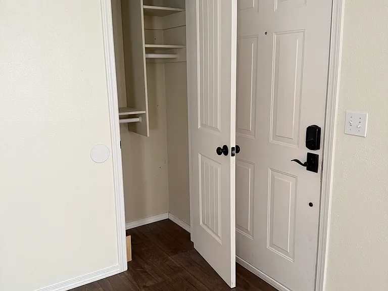 5820 N Moore St — Photo 29