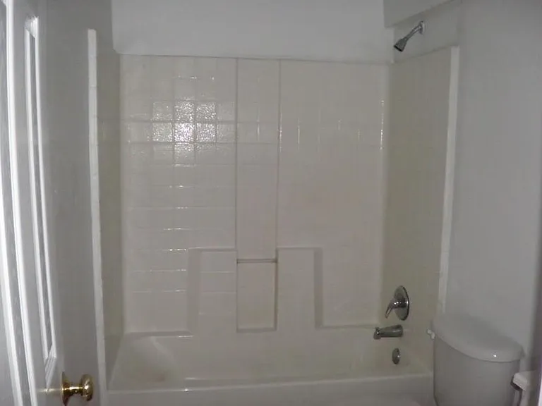 1001 Santa Barbara Dr — Photo 16