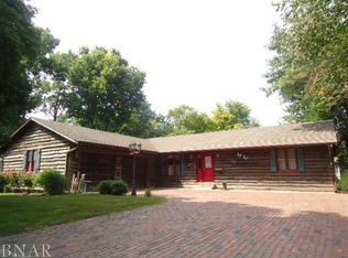 298 N Cherry St, El Paso, IL
