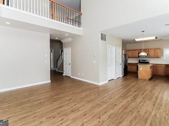 3rd image of 445 Fitzgerald Pl