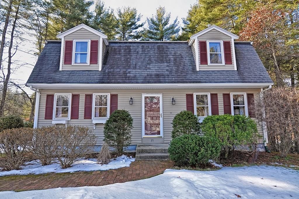 21 Horseshoe Dr, Plainville, MA 02762 Zillow