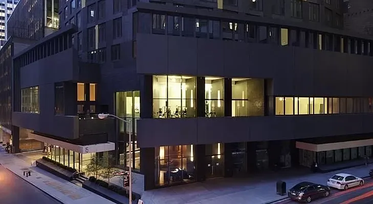 Rented by Compass | media 25