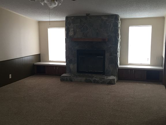 2nd image of 4817 Country Trails Dr