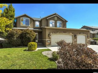 6669 S Early Dawn Dr, West Jordan, UT 84081