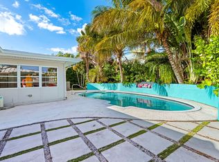 113 Park Ln E, Hypoluxo, FL 33462