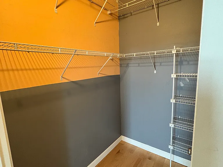 52 Lawrence Dr #314 — Photo 21