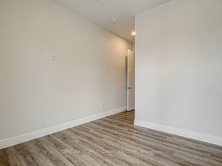 1696 Fiddlehead Pl #305 — Photo 11