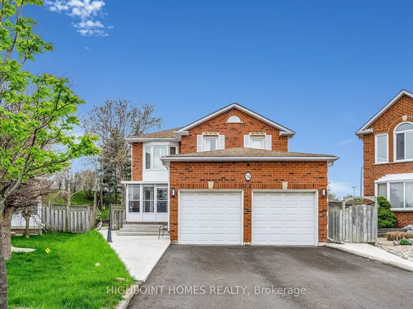 14 Large Ct, Brampton, ON L6S 5V2