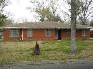 2310 Date St, Port Arthur, TX 77642