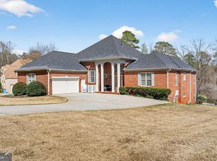 1037 Lyndhurst Way SE, Conyers, GA 30013