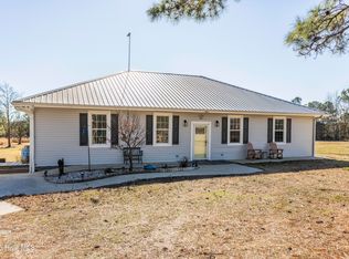 335 Bull Tail Rd, Wallace, NC 28466