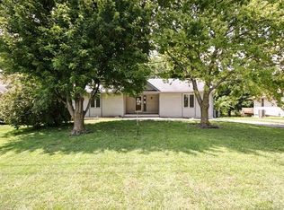 11500 N Woodland Ave, Kansas City, MO 64155