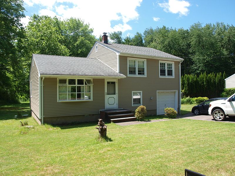 1st image of 85 Horseneck Road