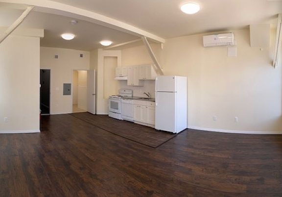 5th image of 192 Market St APT 6B